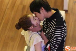 男人女人亲嘴视频,揭秘男女亲密瞬间视频背后的故事